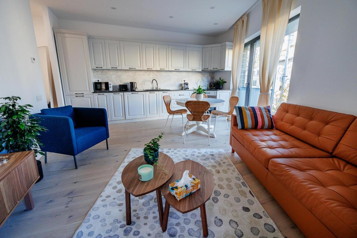 The Corner Luxe Apartment Bukarest Eksteriør billede